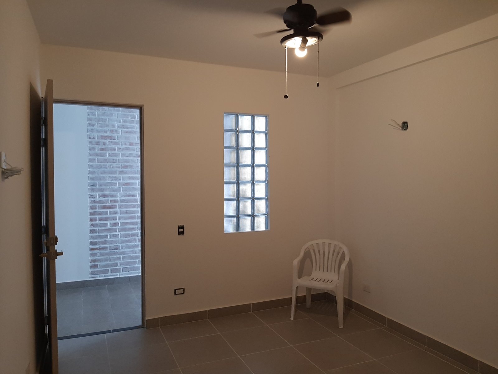20210916_130605 ARRIENDO APARTAMENTOS Y APARTESTUDIOS EN CENTENARIO CALI VALLE