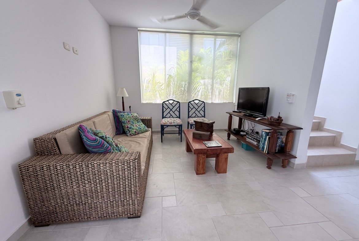CASA EN VENTA EN ANAPOIMA EN CONDOMINIO PRIVADO