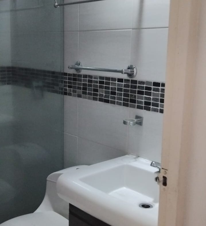 Arriendo Apartamento Remodelado barrio Nueva Tequendama Cali