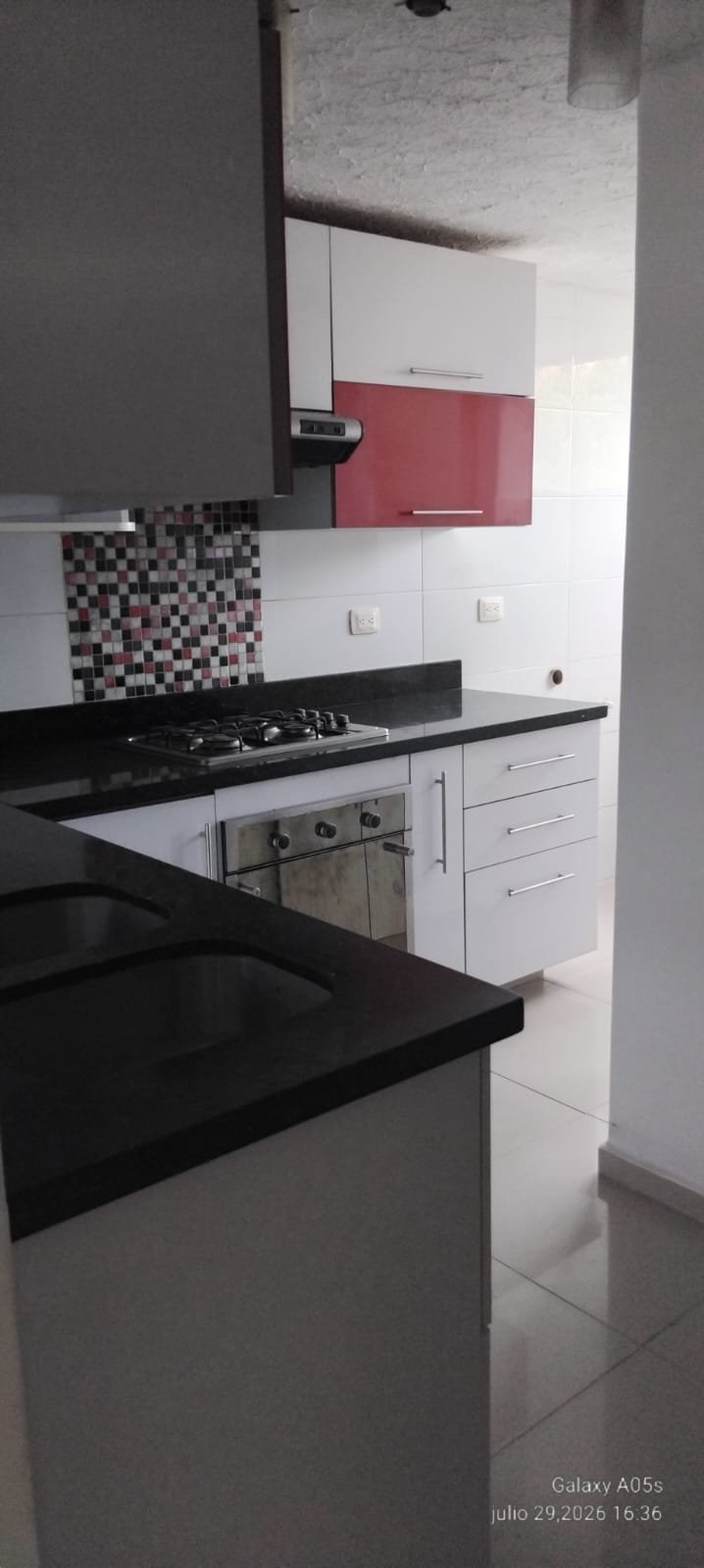 214465-271286-1363402335252508 Arriendo Apartamento Remodelado barrio Nueva Tequendama Cali