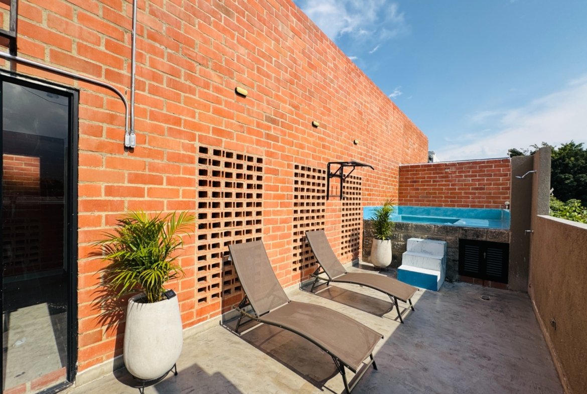 Arriendo Apartaestudios amoblados en El Limonar, Cali
