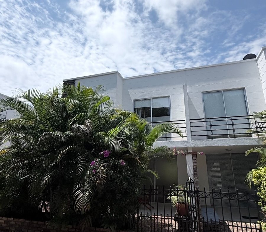 CASA EN VENTA EN ANAPOIMA EN CONDOMINIO PRIVADO