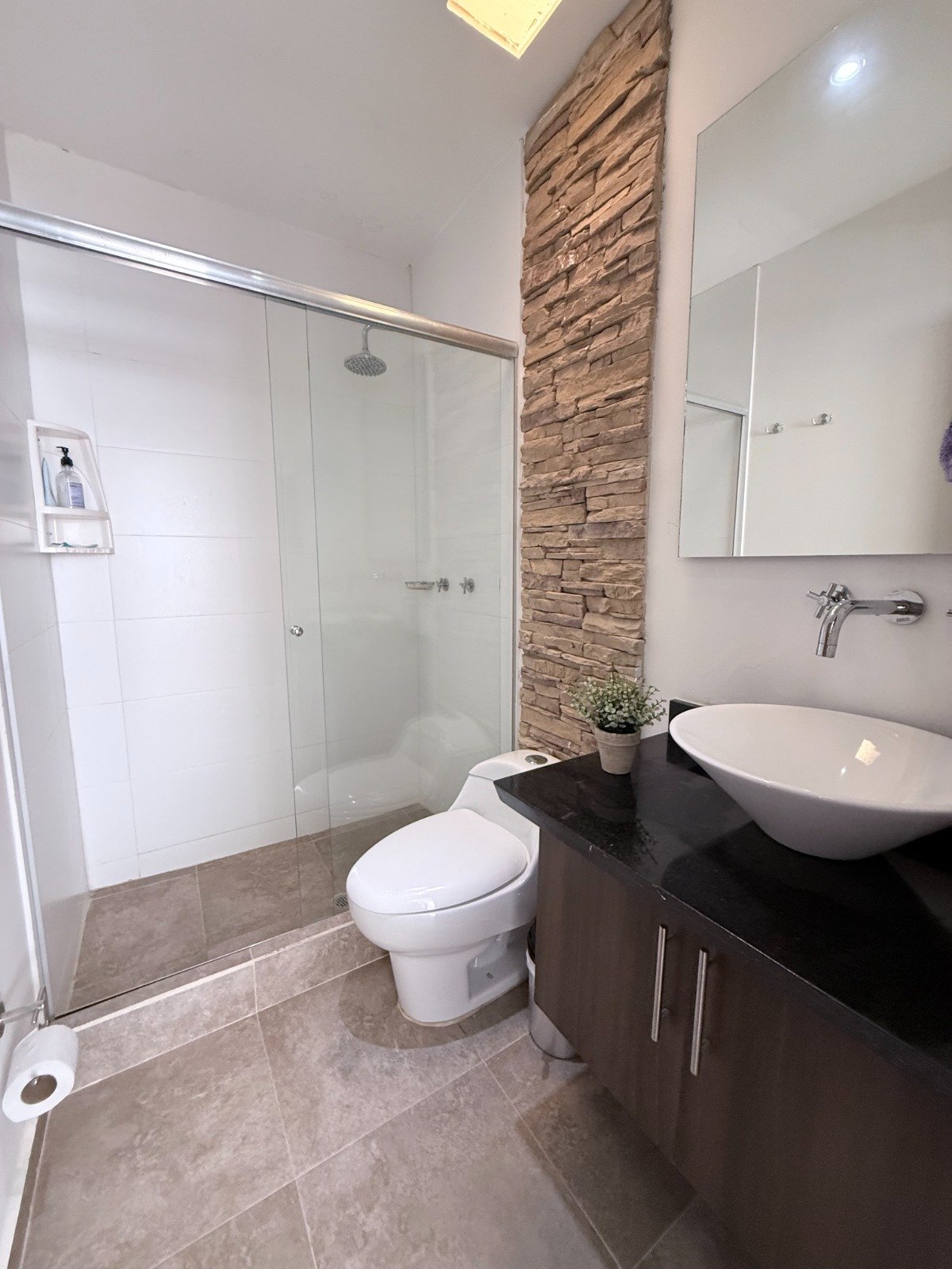 CASA EN VENTA EN ANAPOIMA EN CONDOMINIO PRIVADO