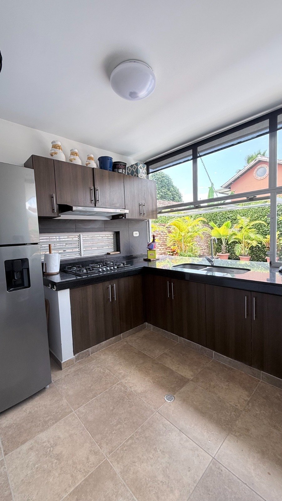 CASA EN VENTA EN ANAPOIMA EN CONDOMINIO PRIVADO