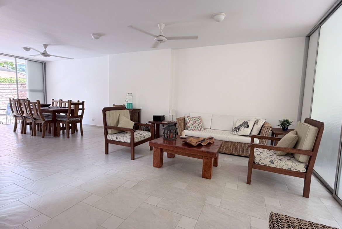 CASA EN VENTA EN ANAPOIMA EN CONDOMINIO PRIVADO