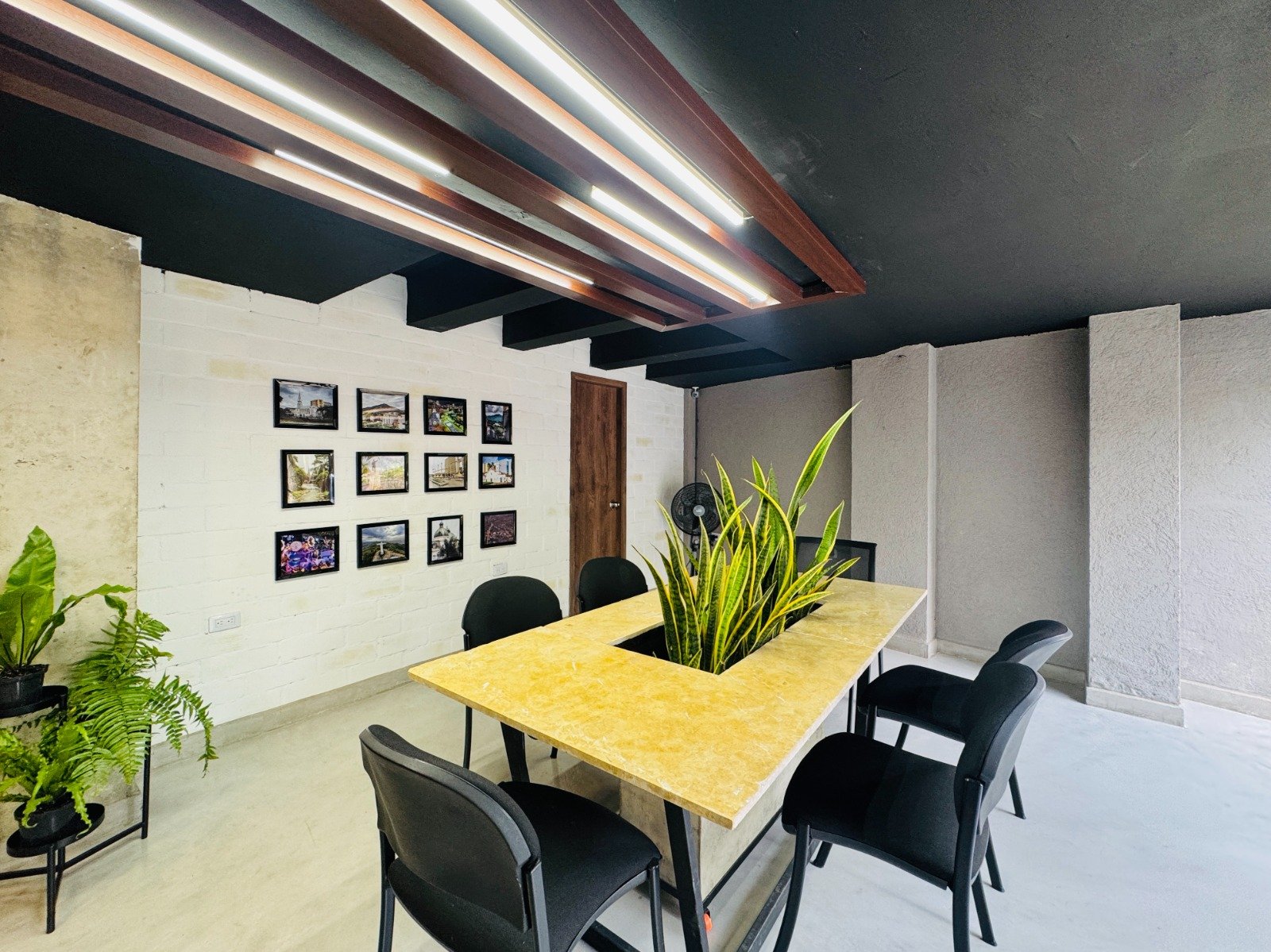 214465-271286-4370097859923672 Arriendo Apartaestudios amoblados en El Limonar, Cali