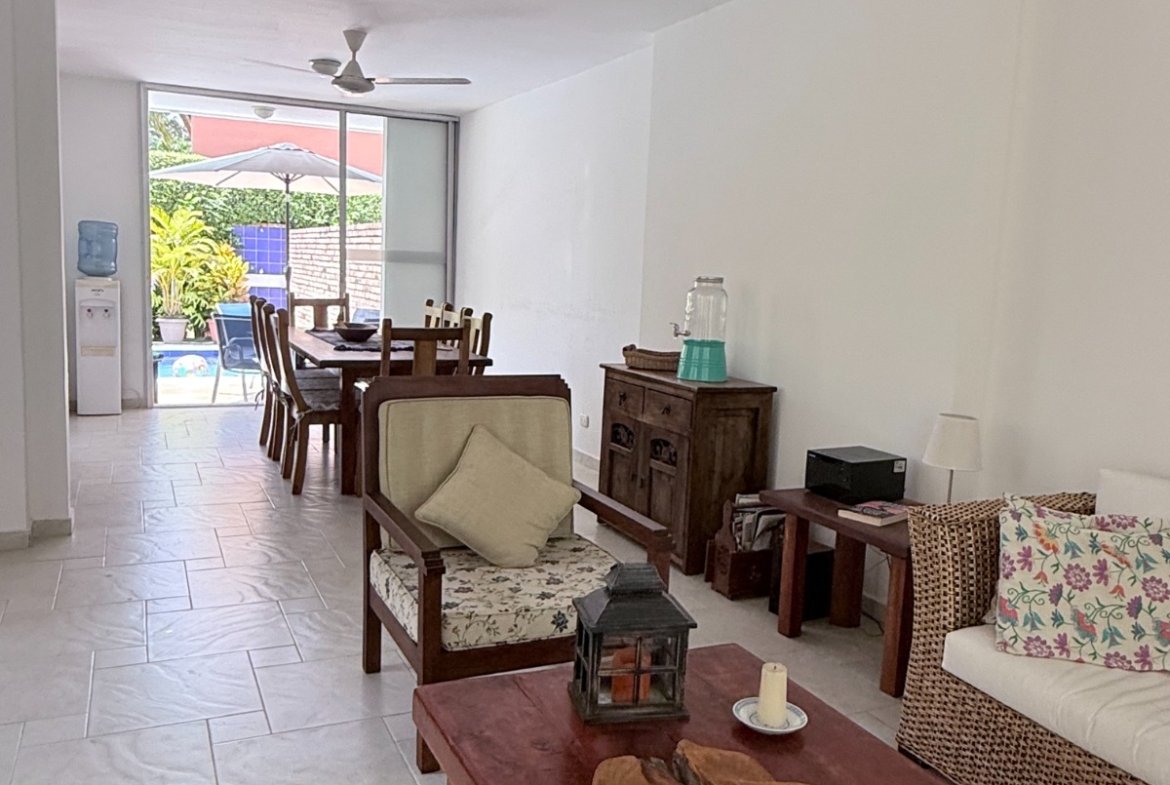 CASA EN VENTA EN ANAPOIMA EN CONDOMINIO PRIVADO