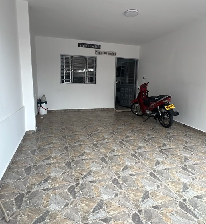 Casa con 2 viviendas entre Guaimaral y Ceiba II Cucuta