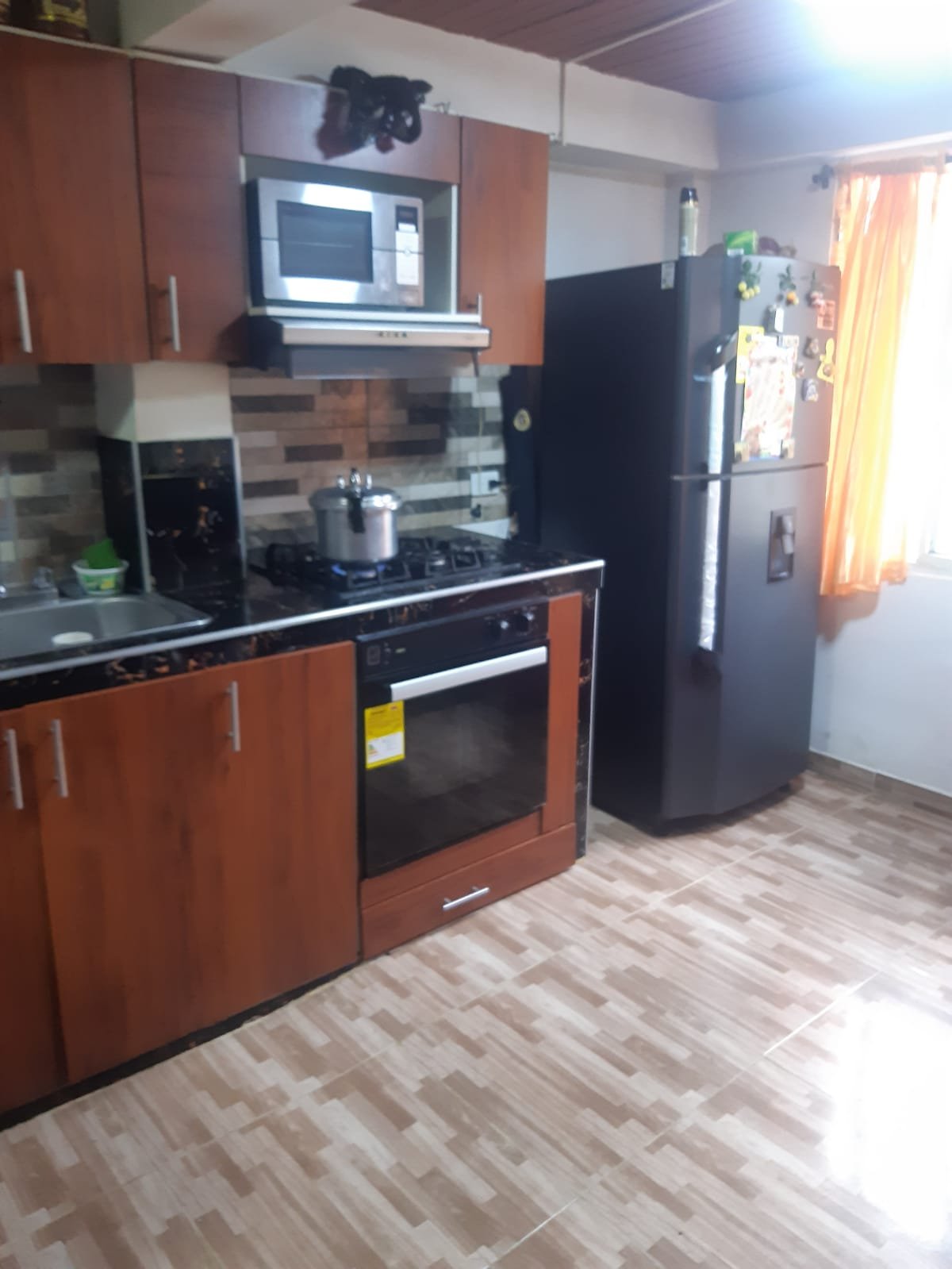 456dc7ac-32f5-452b-ab9d-351439730d78 CASA ESQUINERA EN VENTA – VILLAGORGONA, BARRIO LA VICTORIA