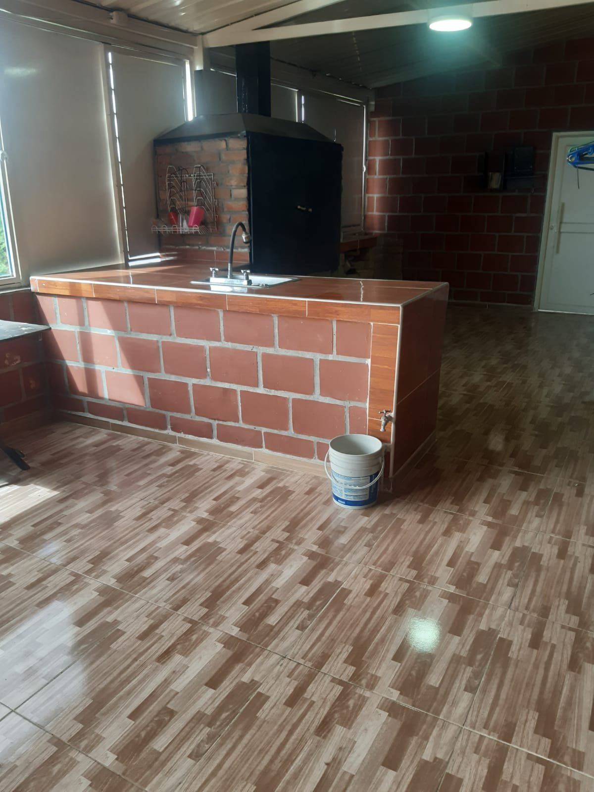 4d4ad952-c9e3-47f4-8cdf-ed46dc2297a0 CASA ESQUINERA EN VENTA – VILLAGORGONA, BARRIO LA VICTORIA