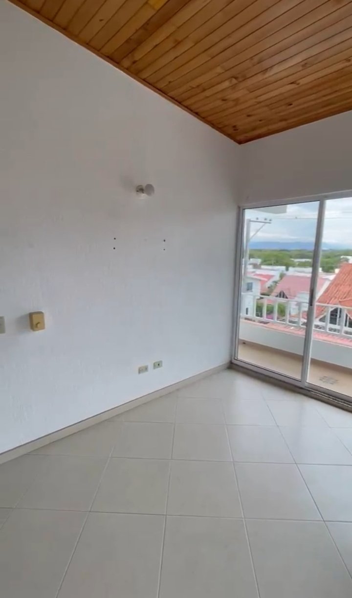 50d3e93f-687f-4dbe-ab3e-913aa028c204 Casa campestre en venta en Girardot, Condominio Campestre Villa María