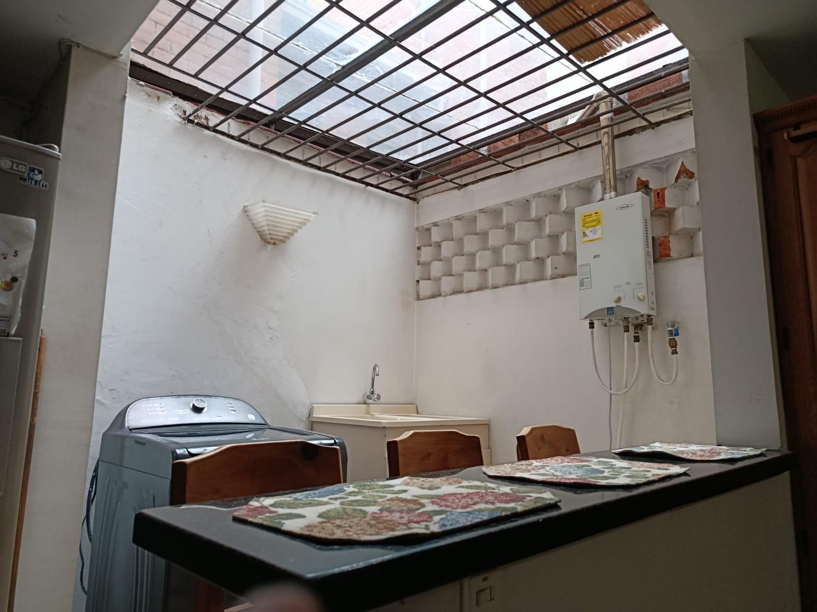 Venta casa en Medellin en Loma de Los Bernal