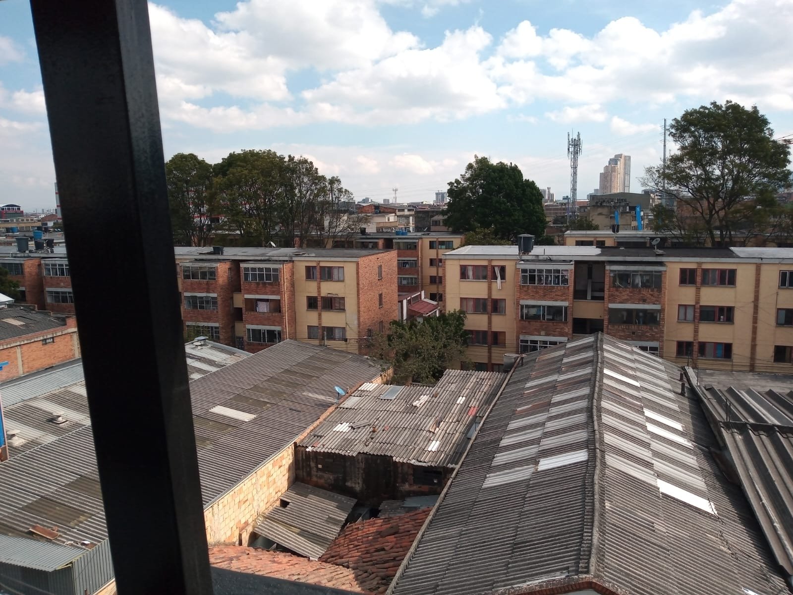 Apartaestudio en venta- Eduardo Santos, buena oferta