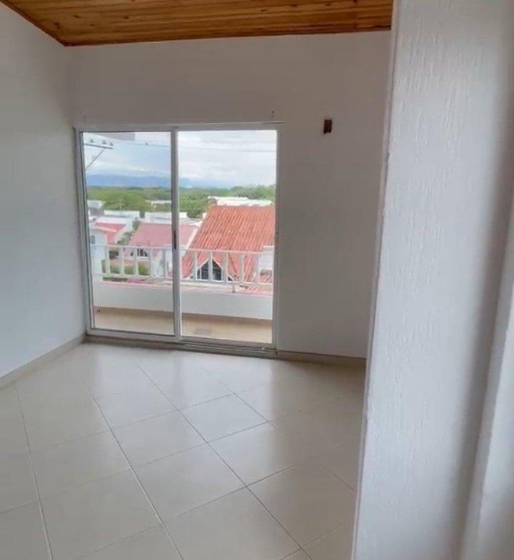 Casa campestre en venta en Girardot, Condominio Campestre Villa María