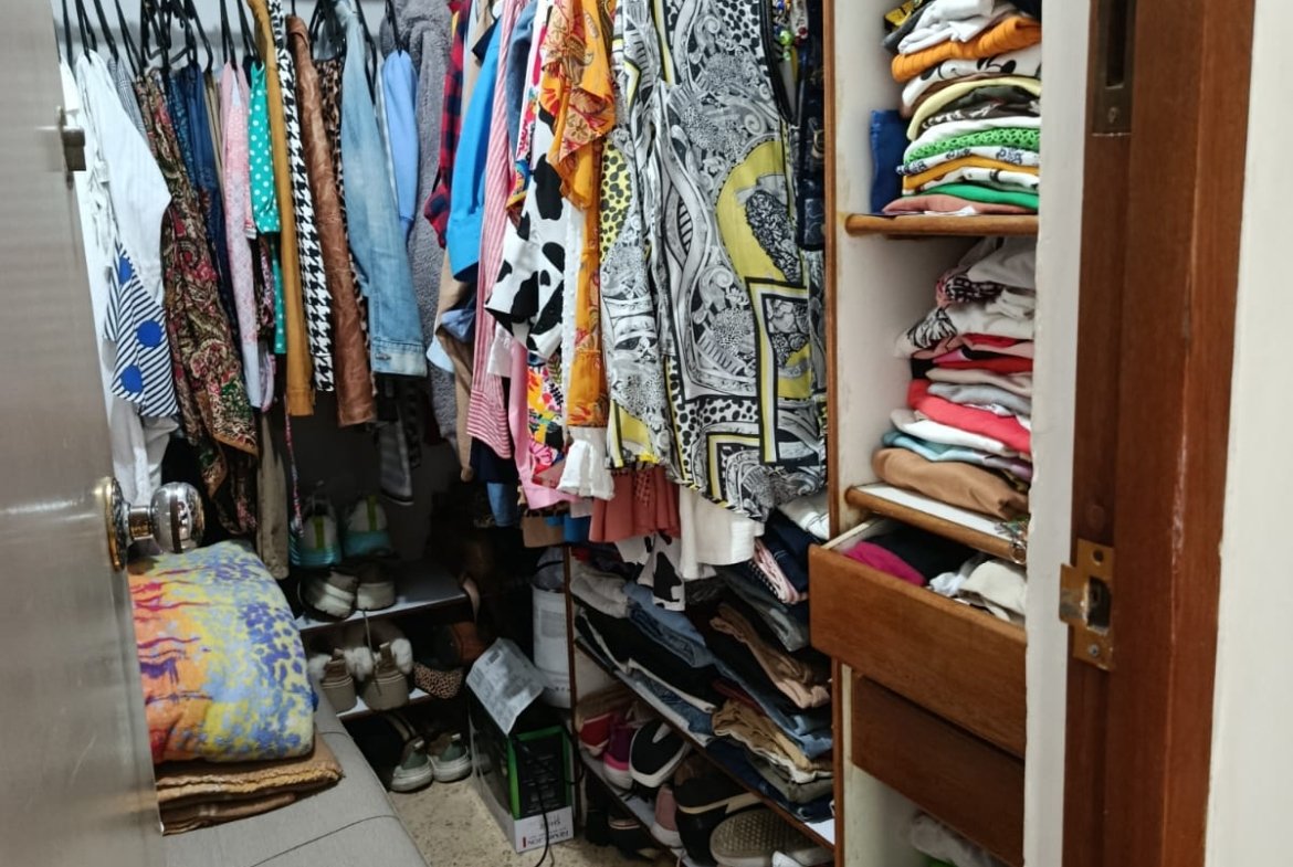 Venta casa en Medellin en Loma de Los Bernal