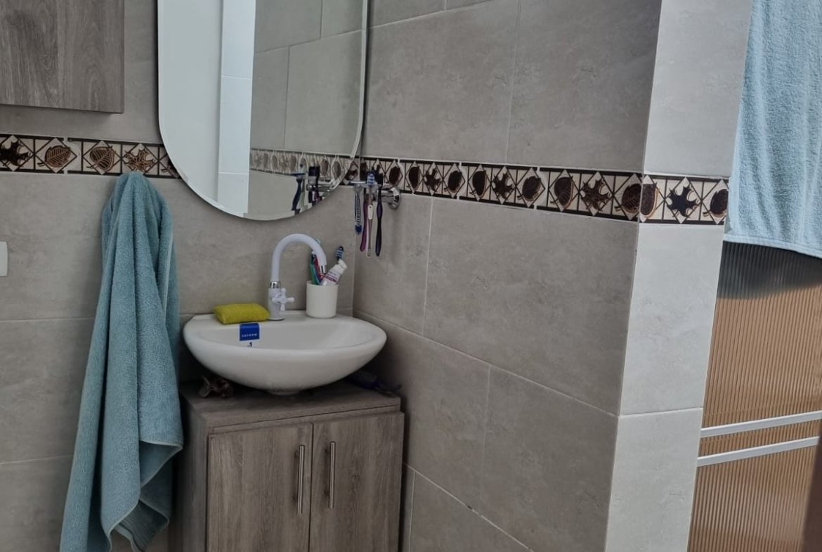 Casa con 2 viviendas entre Guaimaral y Ceiba II Cucuta