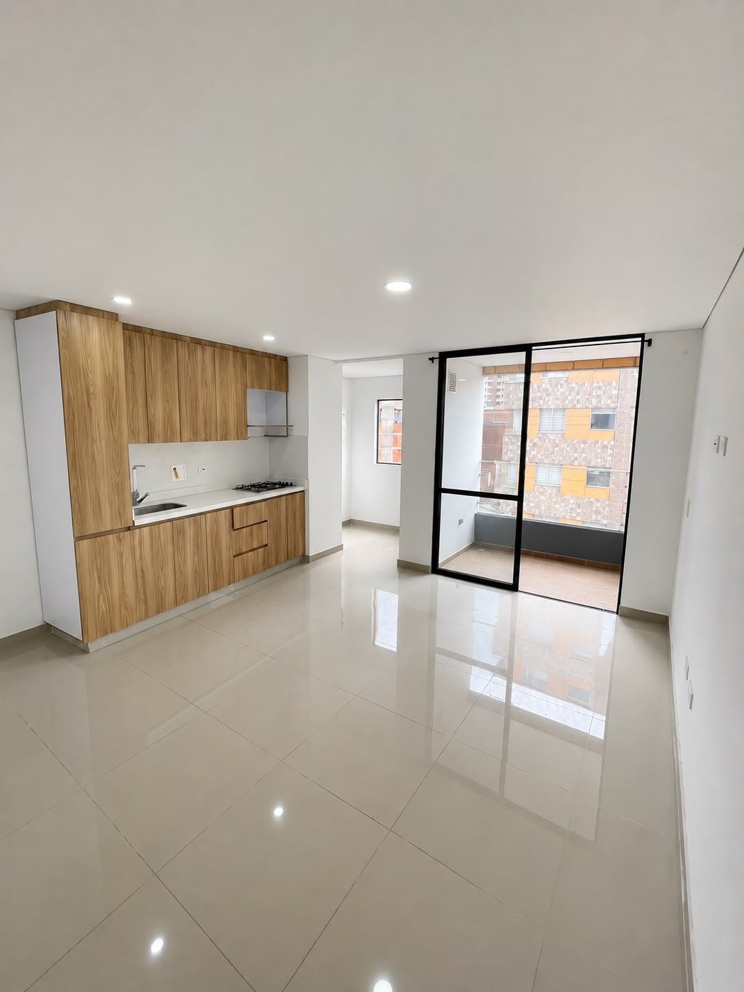 WhatsApp Image 2026-08-21 at 5.15.57 PM GANGAZO. Apartamento en Venta en Sabaneta, Sector Calle Larga