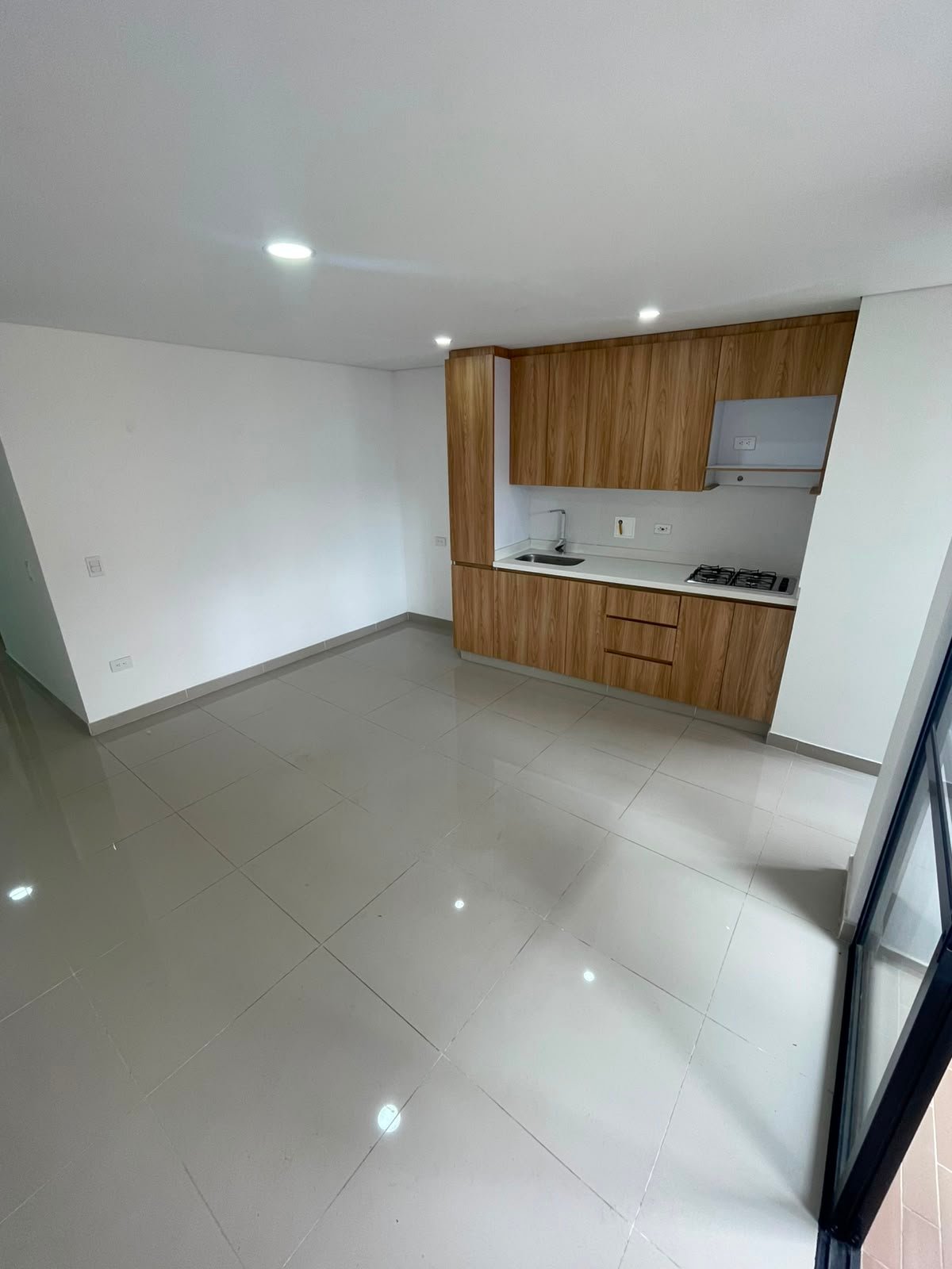 WhatsApp Image 2026-08-21 at 5.16.00 PM (1) GANGAZO. Apartamento en Venta en Sabaneta, Sector Calle Larga