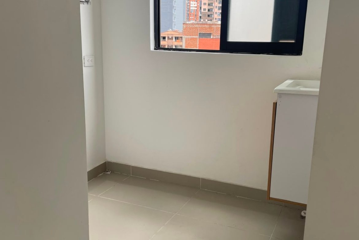 GANGAZO. Apartamento en Venta en Sabaneta, Sector Calle Larga