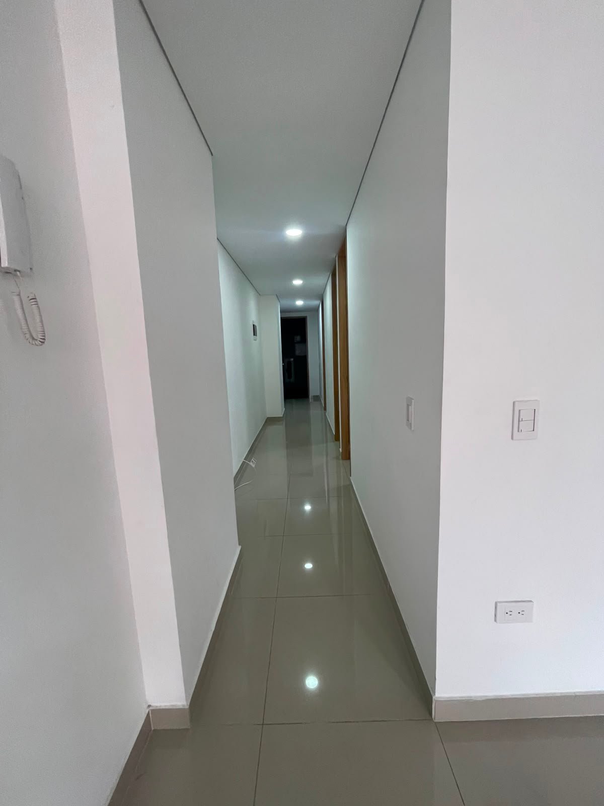 WhatsApp Image 2026-08-21 at 5.16.01 PM (1) GANGAZO. Apartamento en Venta en Sabaneta, Sector Calle Larga