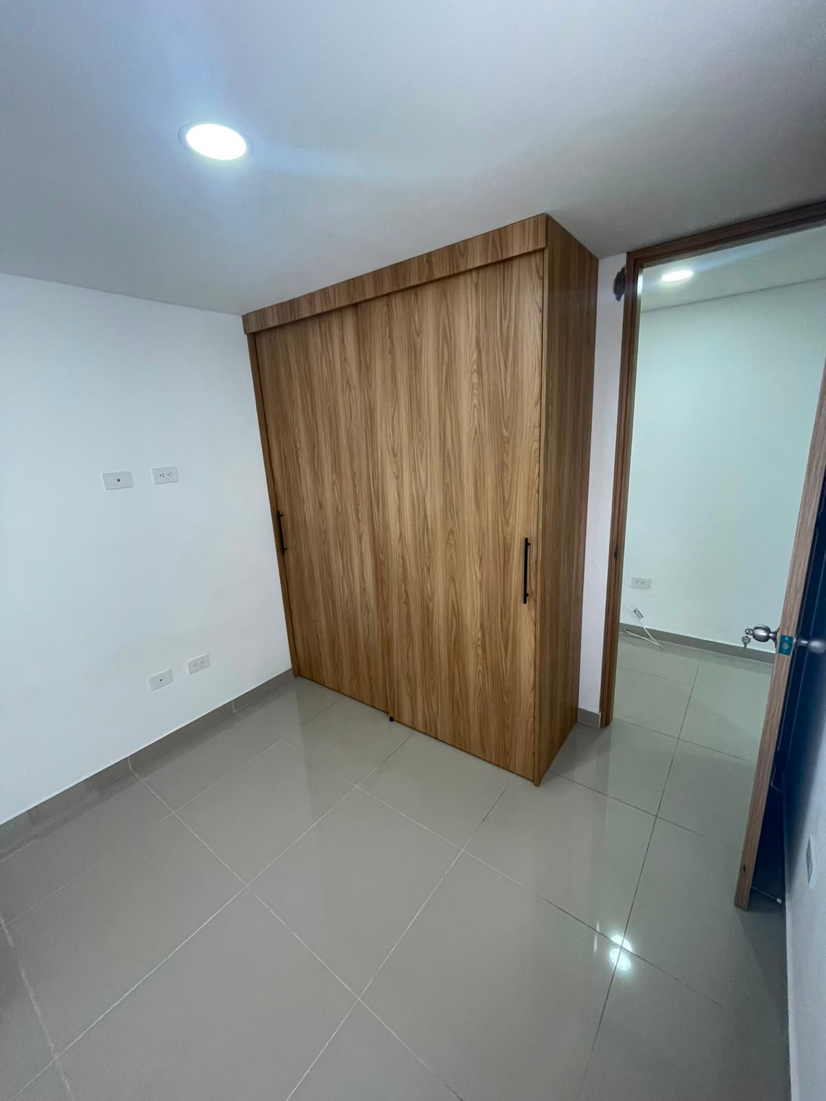WhatsApp Image 2026-08-21 at 5.16.04 PM (1) GANGAZO. Apartamento en Venta en Sabaneta, Sector Calle Larga