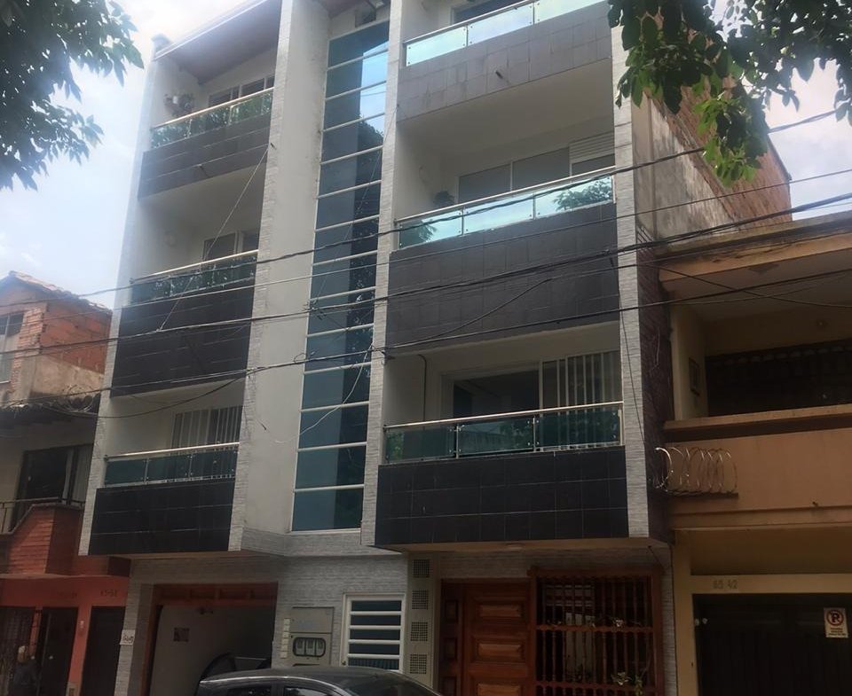 GANGAZO. Apartamento en Venta en Sabaneta, Sector Calle Larga