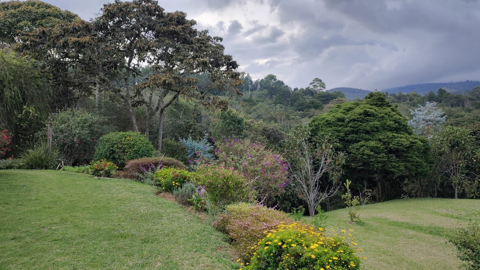 b0413df8-352d-479e-90df-d89022bd5cd2 CASA FINCA EN VENTA – SANTA ELENA, MEDELLÍN