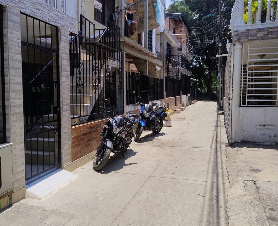 Apartaestudio Amoblado en Arriendo en Urbanizacion Calimio Norte