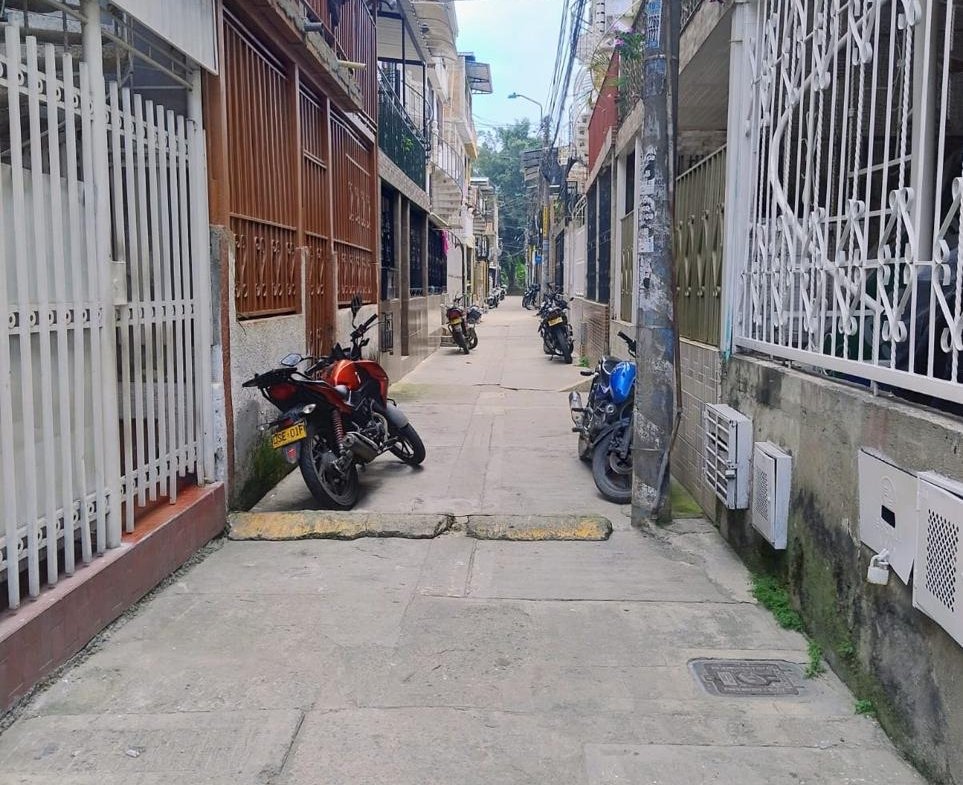 Apartaestudio Amoblado en Arriendo en Urbanizacion Calimio Norte