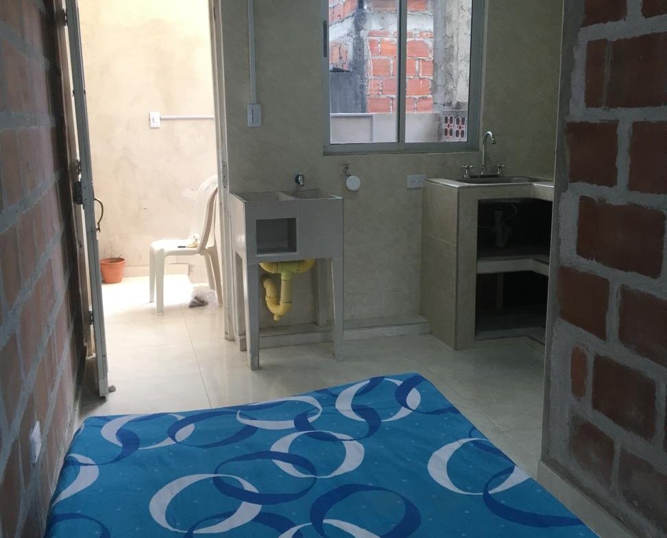 Apartaestudio Amoblado en Arriendo en Urbanizacion Calimio Norte