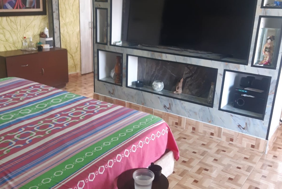 CASA ESQUINERA EN VENTA – VILLAGORGONA, BARRIO LA VICTORIA