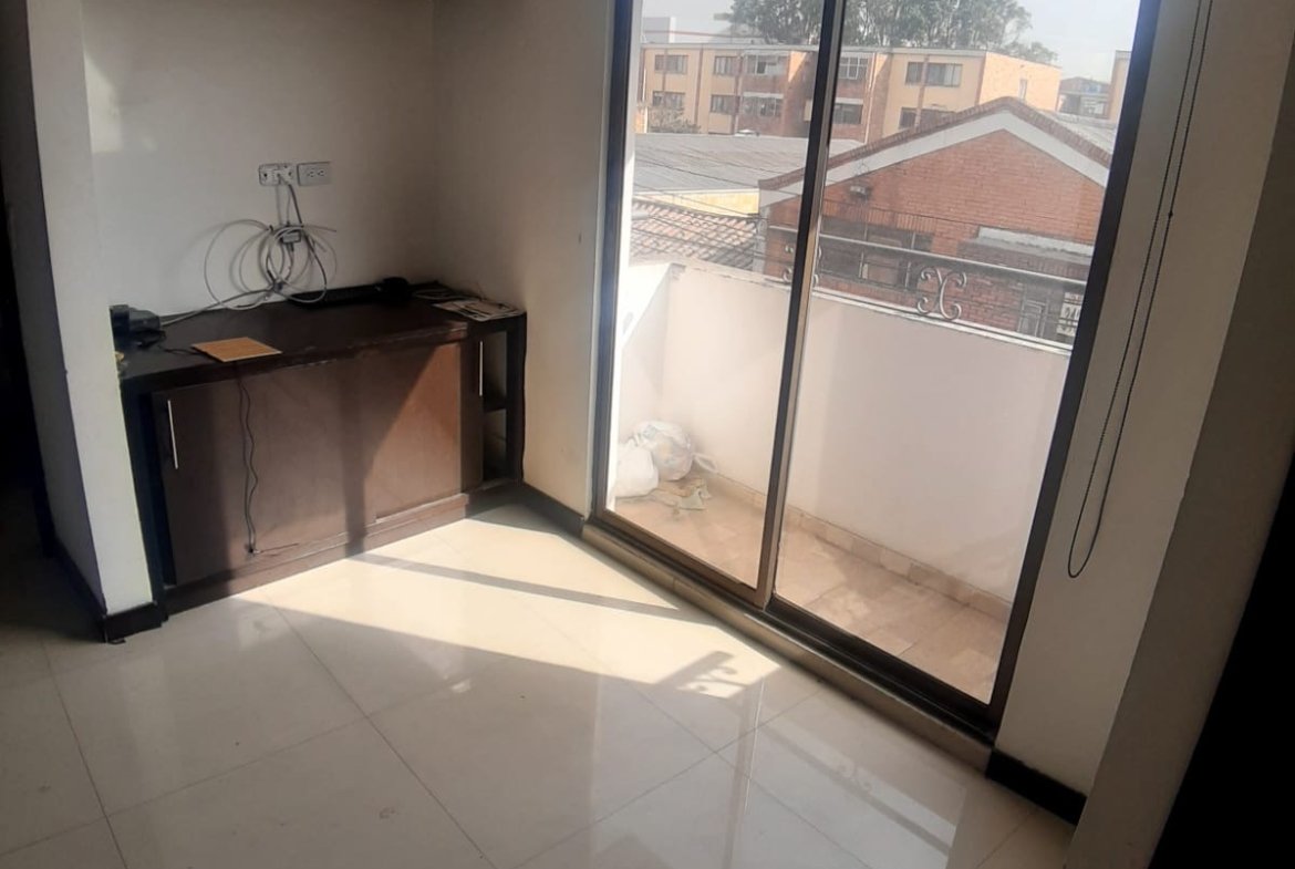 Apartaestudio en venta- Eduardo Santos, buena oferta
