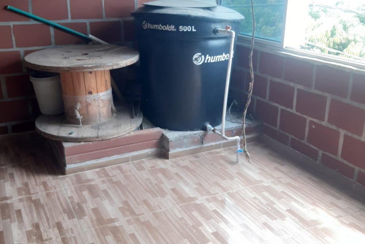CASA ESQUINERA EN VENTA – VILLAGORGONA, BARRIO LA VICTORIA
