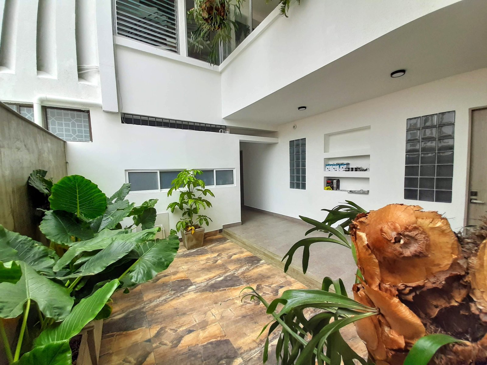 image ARRIENDO APARTAMENTOS Y APARTESTUDIOS EN CENTENARIO CALI VALLE