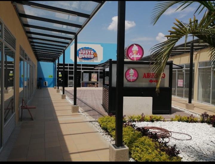 ARRIENDO LOCAL PAIPA BOYACA CENTRO COMERCIAL EL CARACOL 300 MTS