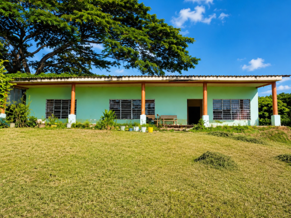 Venta de Terreno con Casa en La Buitrera Cali