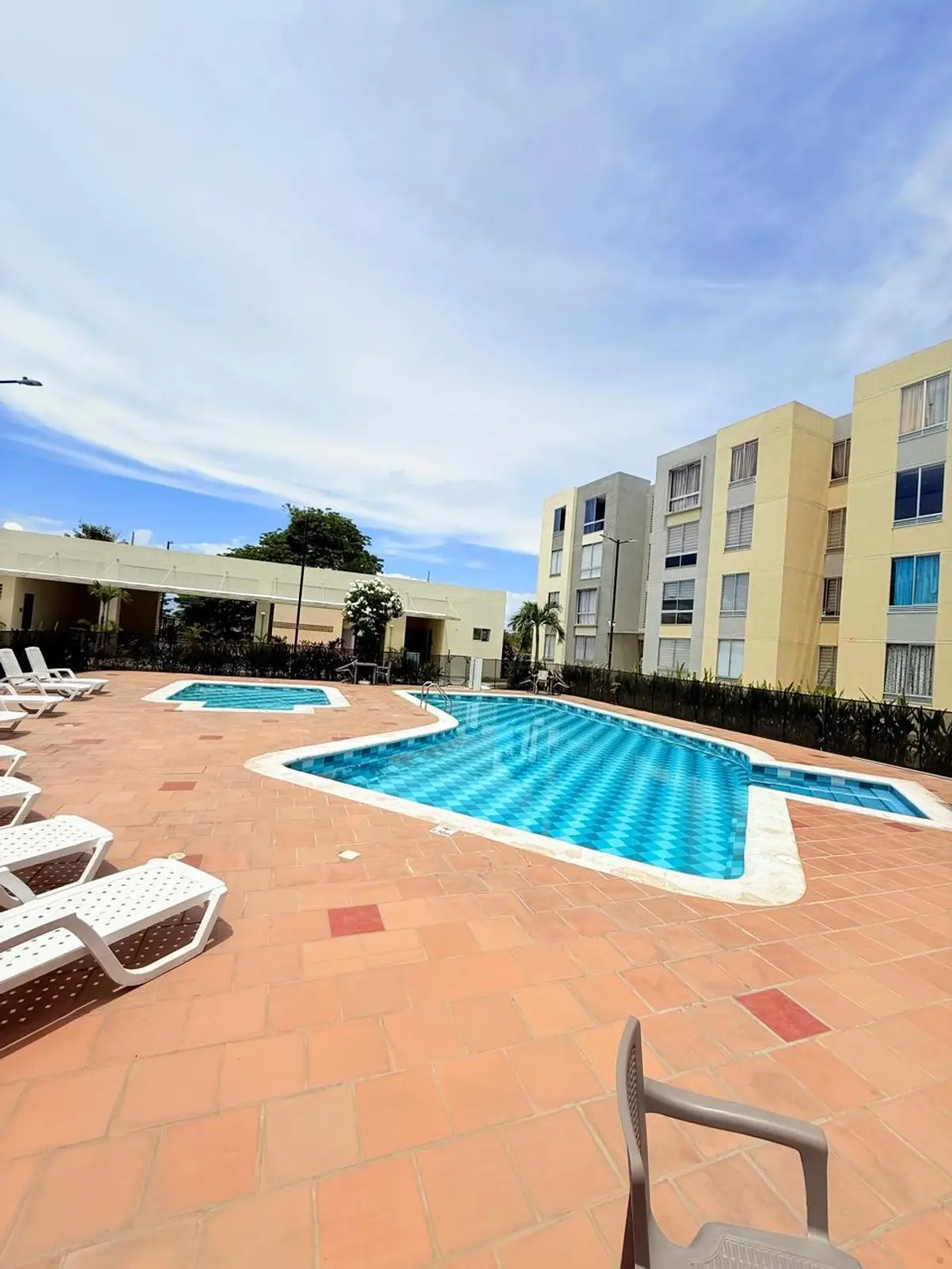 th.outside1200x1200.6a6e02c087a8d_infocdn__okr2dztrxsobkekzuudahcknmmia87jxyon8kpf3jpg Apartamento en Arriendo en Girardot