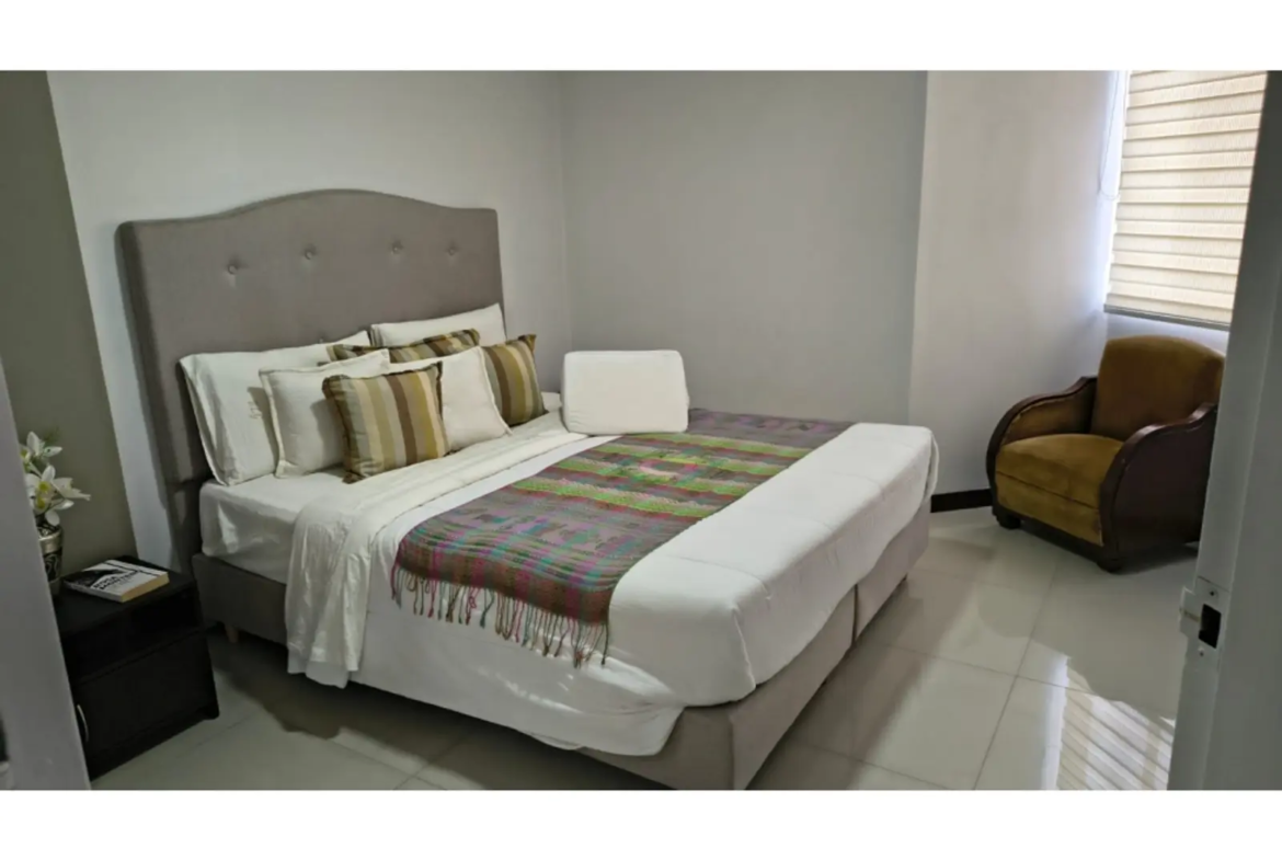 Apartamento en Arriendo en Loma De San Julian, Medellín