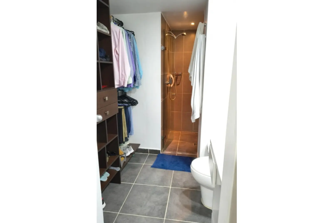 Apartamento en Arriendo en Loma De San Julian, Medellín