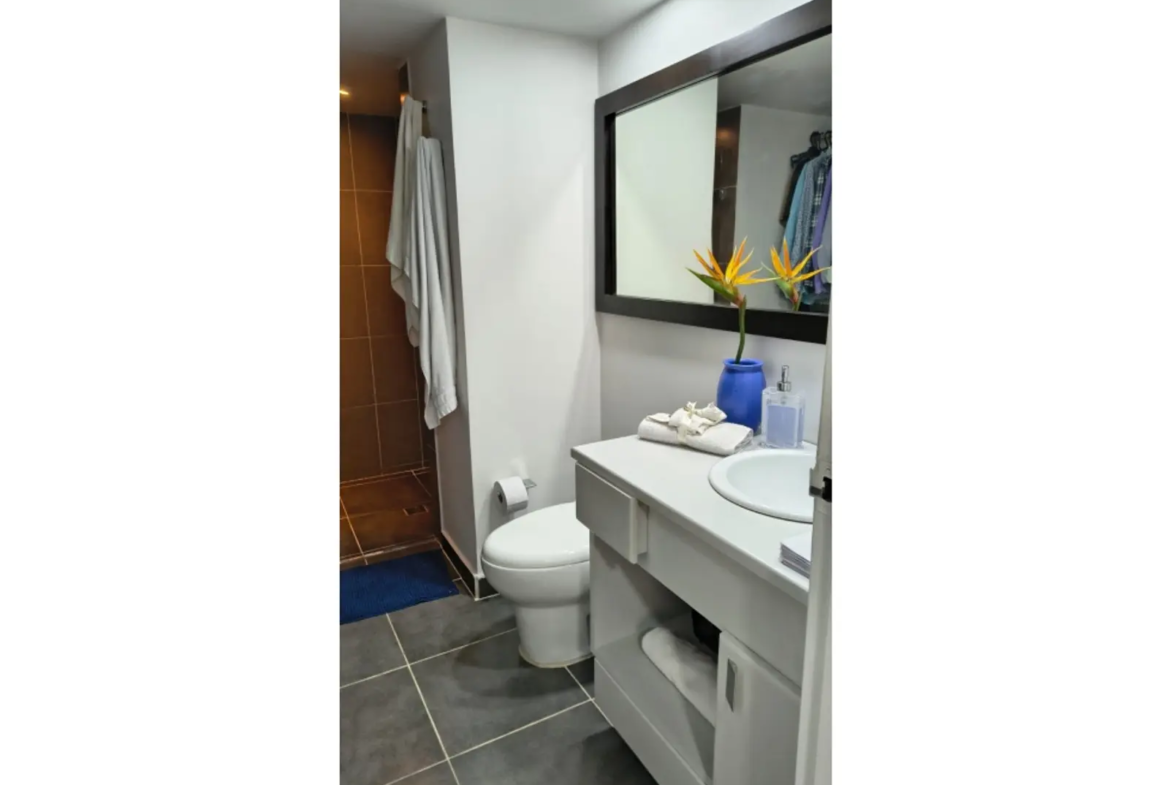 Apartamento en Arriendo en Loma De San Julian, Medellín