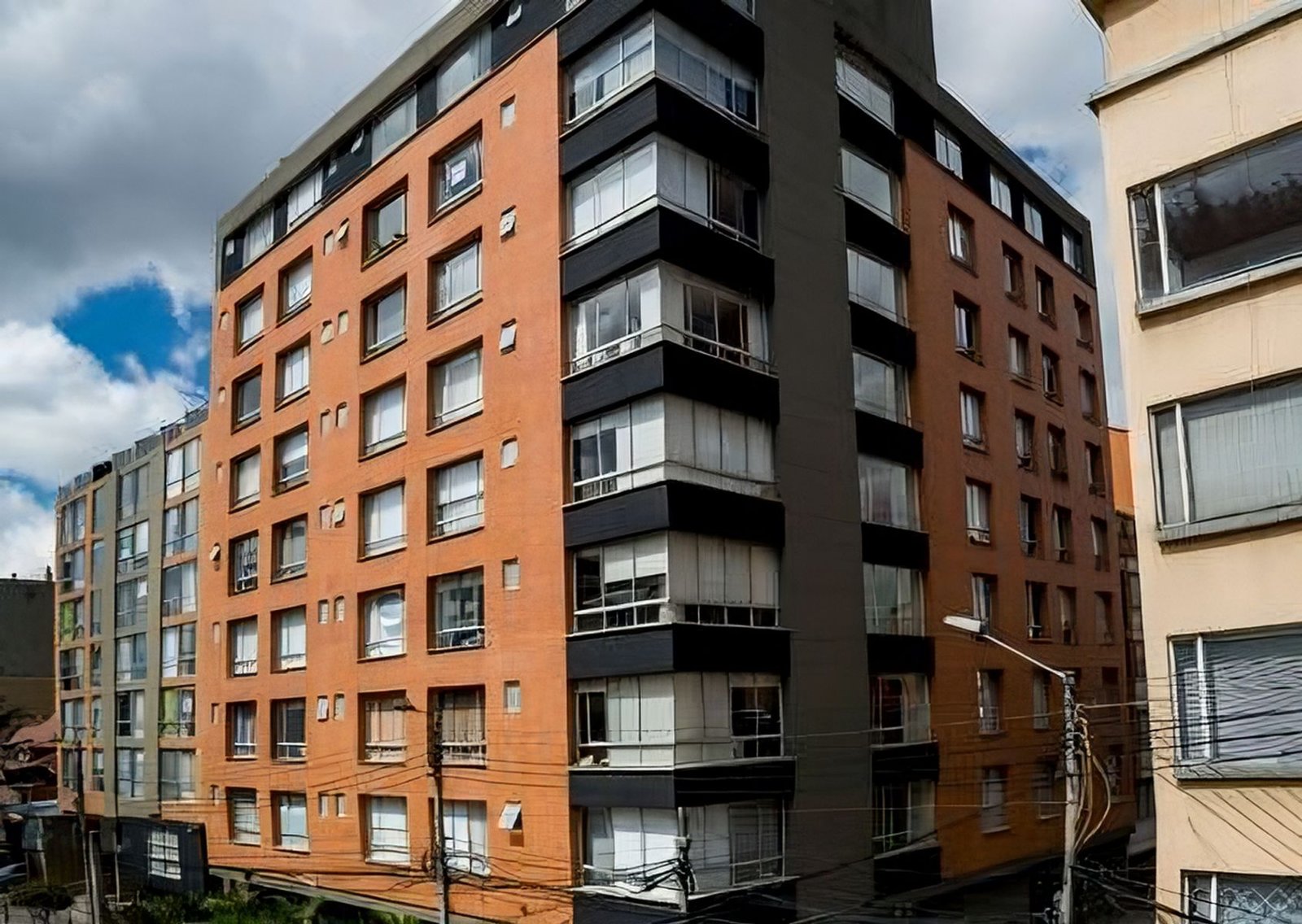 th.outside1200x1200.6a6e4b2bc4281_infocdn__nmrogw6s2wgnrpaer499ojiyl5th225xub4fc4cljpg Apartamento en Arriendo en Chapinero, Bogotá