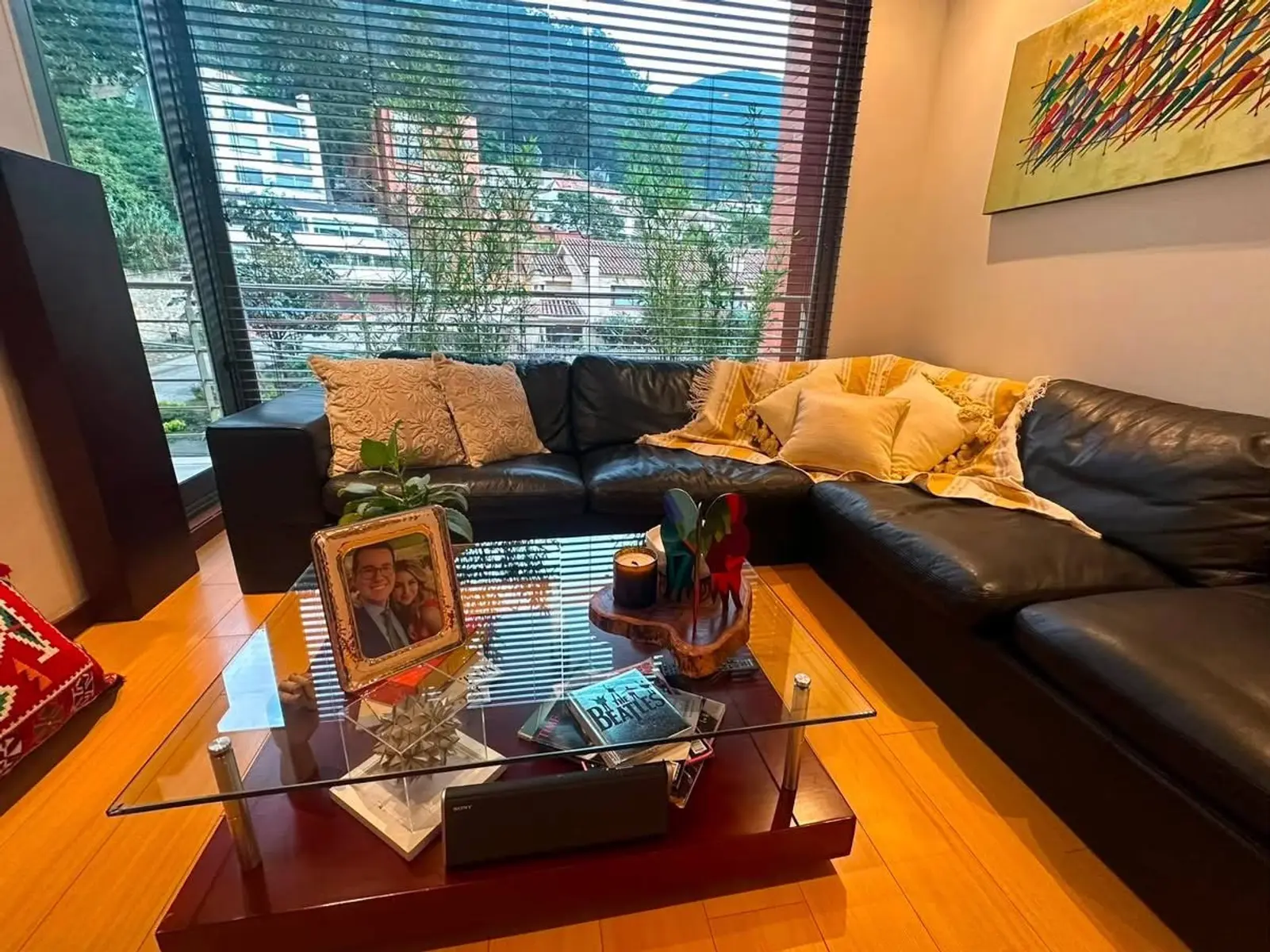 th.outside1200x1200.6a709977ba013_infocdn__mihqxtns1v7vaqrsov5nmk4yu0swdqrrjadb4wfcjpg Apartamento en Arriendo en El refugio, Bogotá