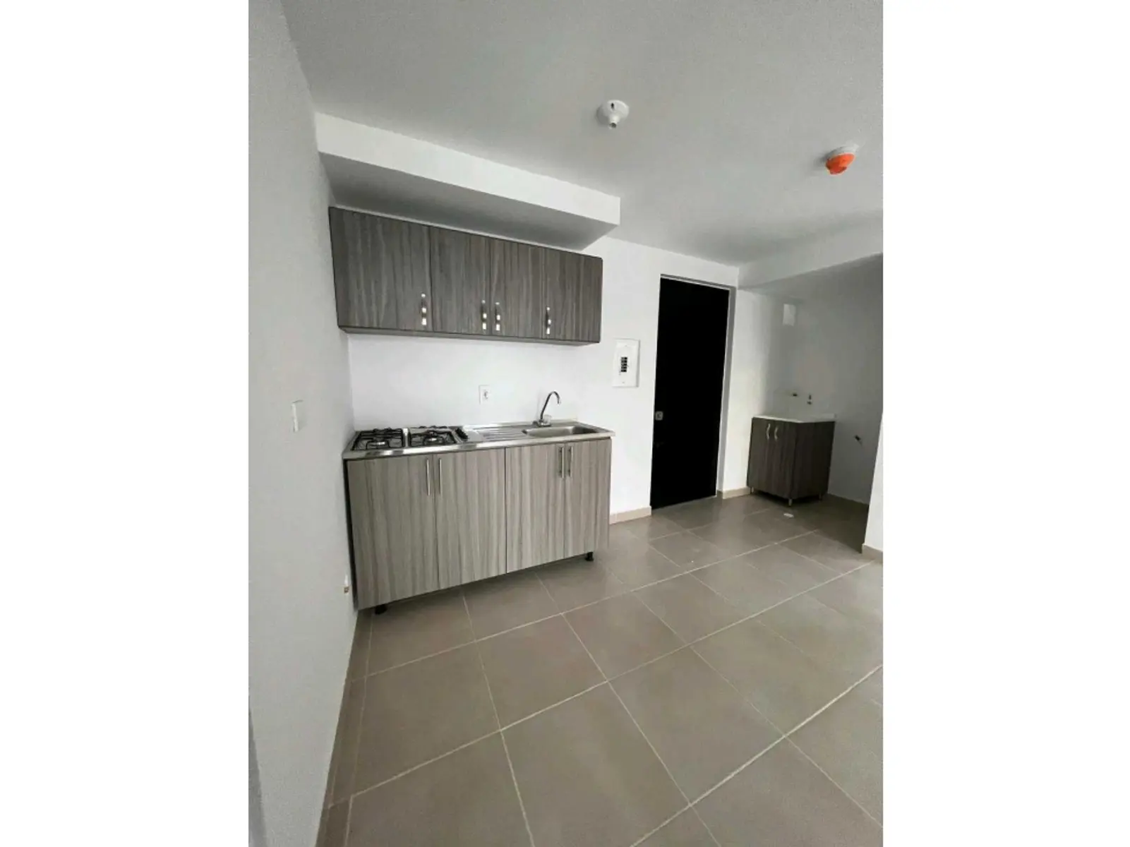 th.outside1200x1200.6a70a4cbdee2d_infocdn__gr-apartamento-en-alquiler-sector-1773436201-0337-1881jpeg Apartamento en Arriendo en Armenia