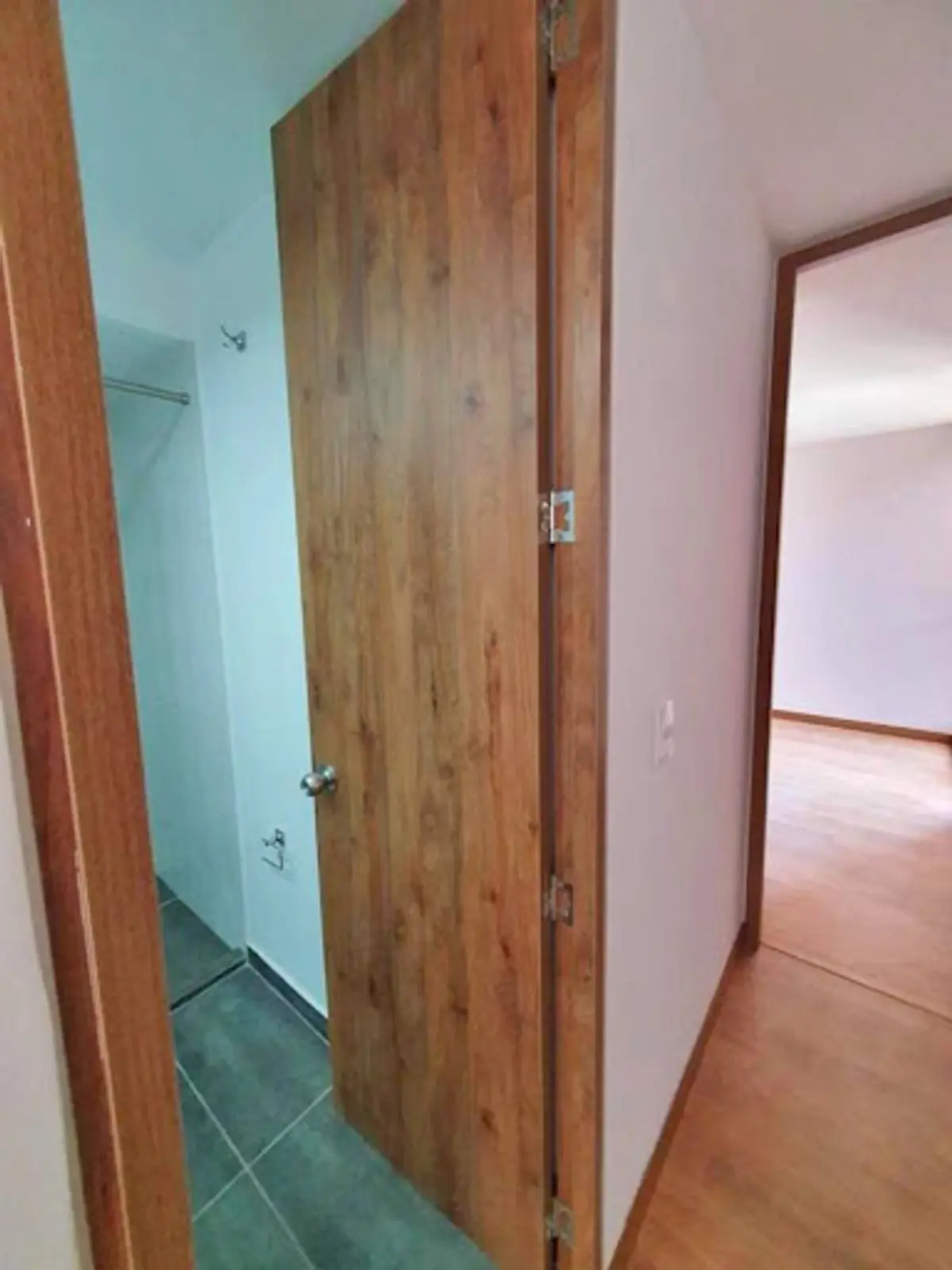 th.outside1200x1200.6a70a899ede6d_infocdn__9n–mrwig5alux8mwu78pgnsuit3rkuh2jiy9vol-fc8uwox6yitf1y250nhfvl4dzmw98-oxcligczgm1rqb3baonxaofi8puqbjoo1wmlg Apartamento en Arriendo en Novaterra, Mosquera