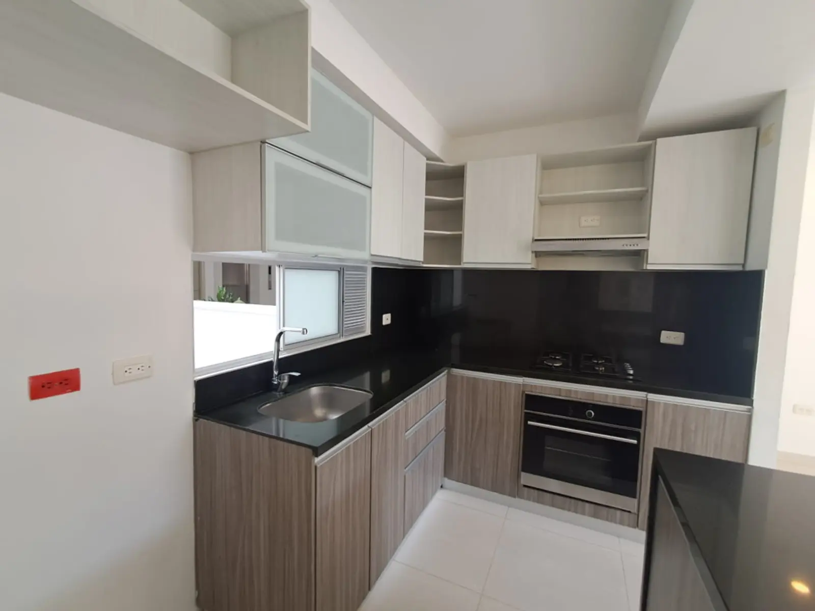 th.outside1200x1200.6a788f02674c0_infocdn__97319-1-1786280666-10jpg Apartamento en Arriendo en Rio Alto, Barranquilla