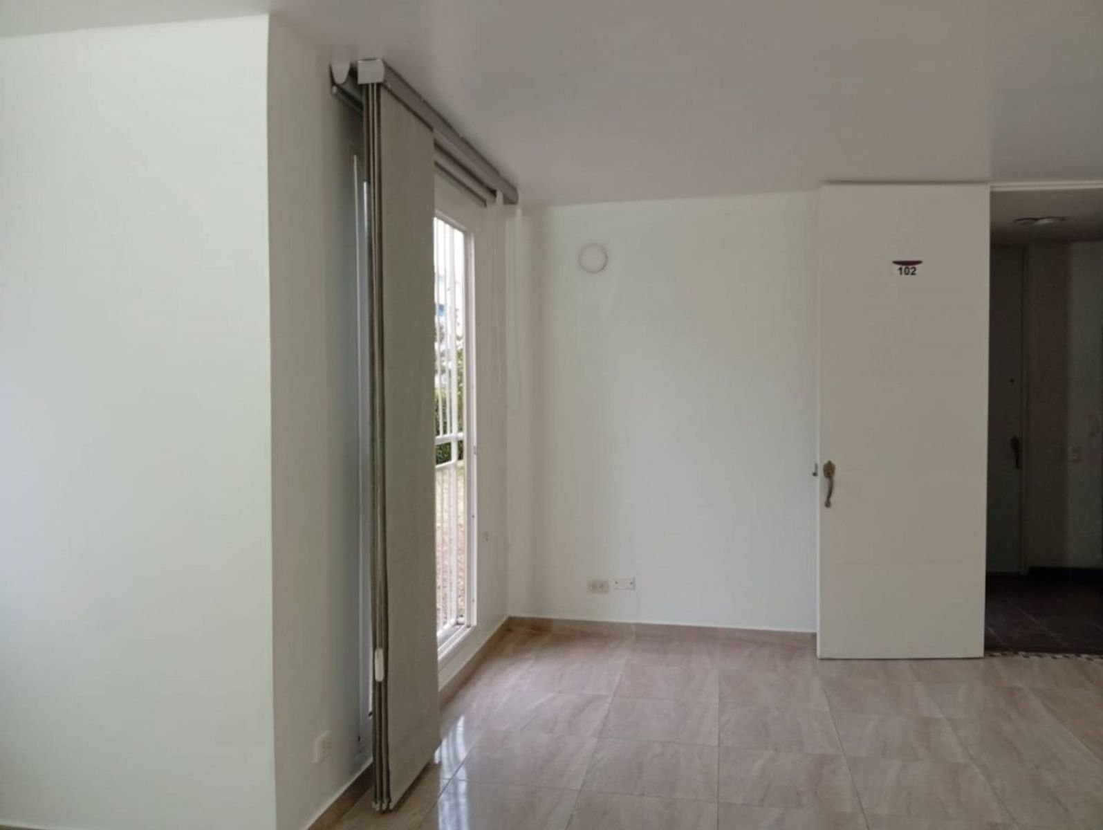 th.outside1200x1200.6a8006449d9a4_infocdn__90d04de2-bf69-40ac-8614-7e8fe037d1c1 Apartamento en Arriendo en Ciudad Pacífica, Cali