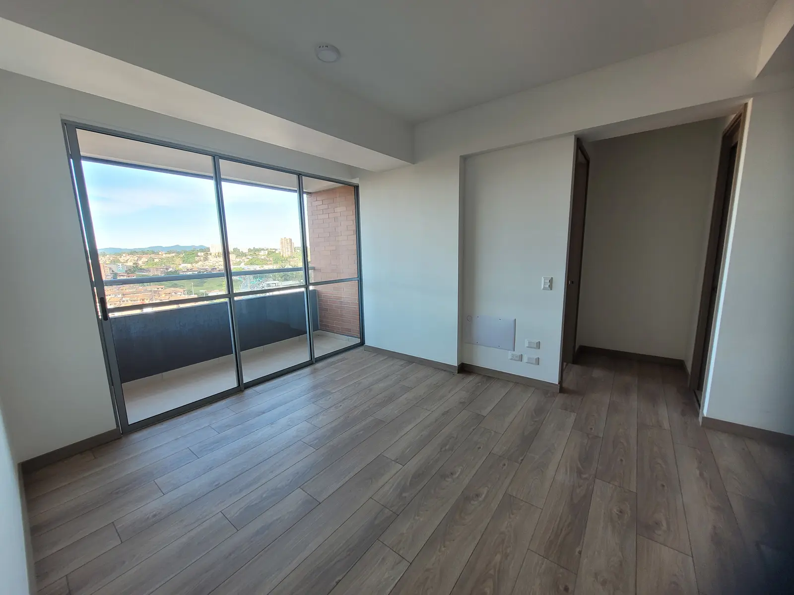 th.outside1200x1200.6a81a522a82a2_infocdn__c76246b1-f7e2-4f11-bebc-dcbe4609000ejpg Apartamento en Arriendo en El porvenir, Rionegro