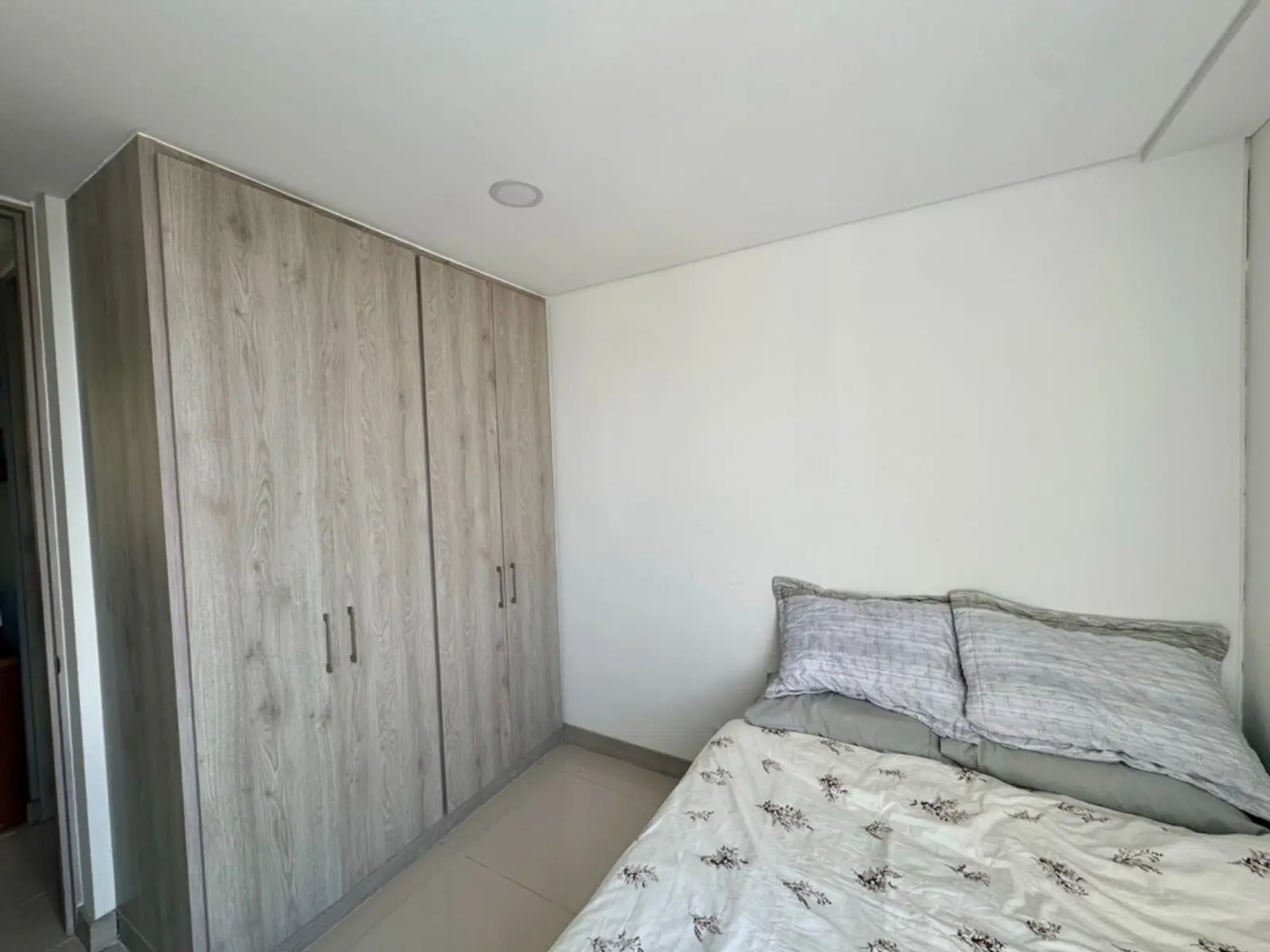 th.outside1200x1200.6a81d078d7f19_infocdn__7611-1-1785863489-6jpg Apartamento en Arriendo en Valle del Lili, Cali