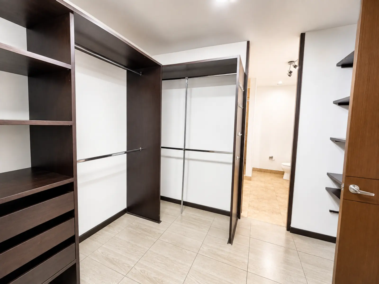Apartamento en Arriendo en Navarra, Bogotá