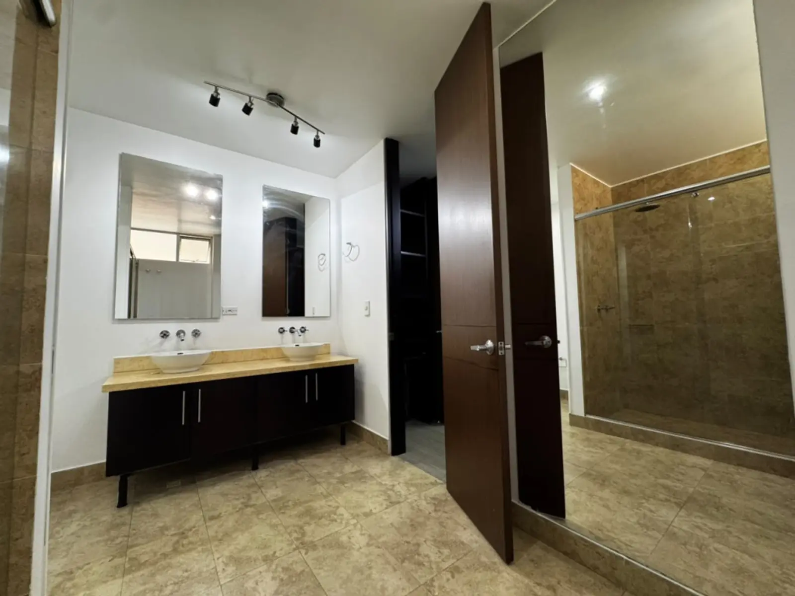 Apartamento en Arriendo en Navarra, Bogotá
